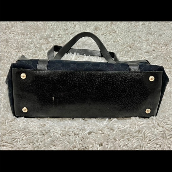 Gucci Purse - Picture 3 of 13